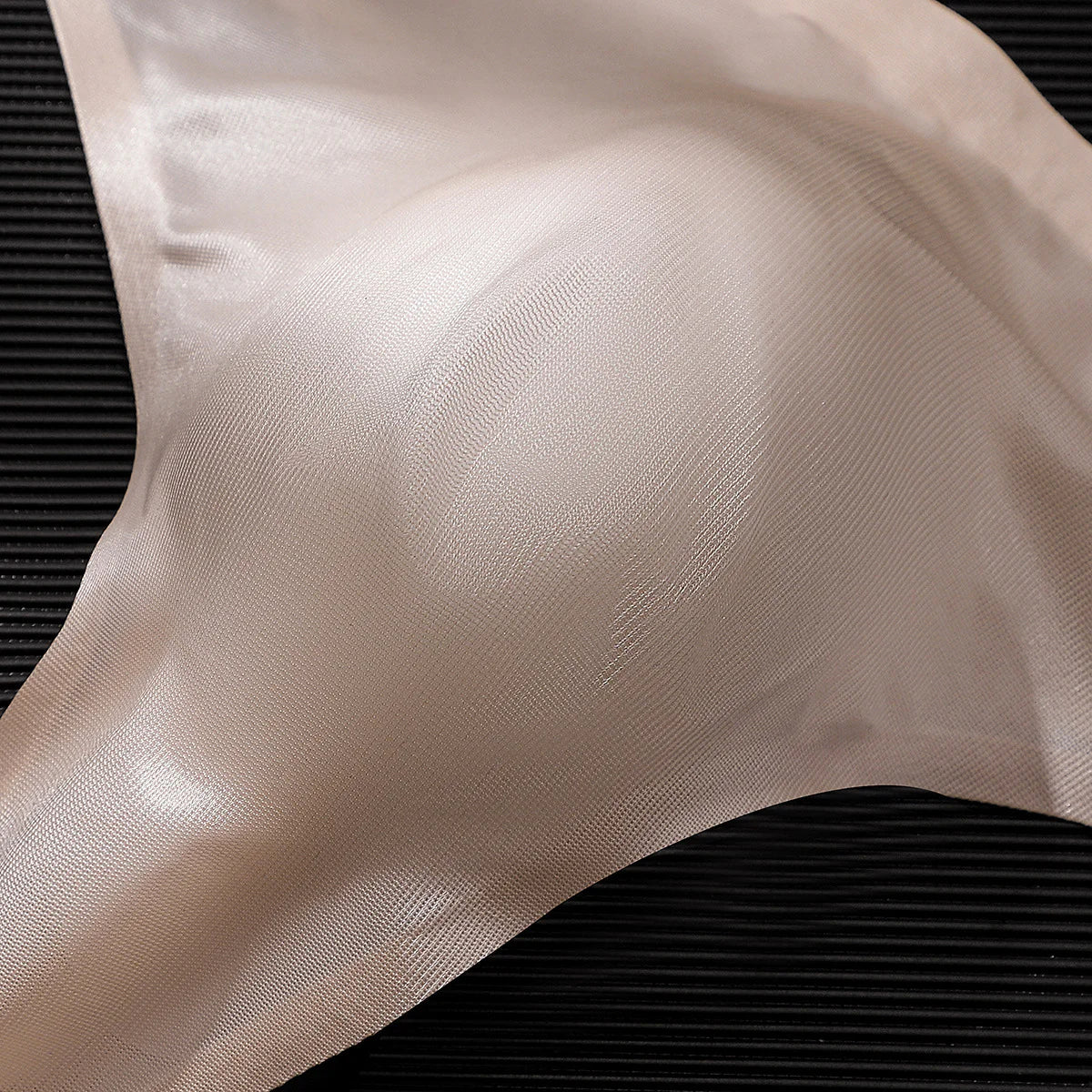 SilkySecret™ - Tanga sexy para hombres sin costuras